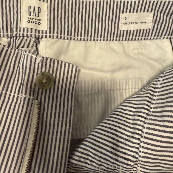 GAP Blue and White Girlfriend Khaki Relaxed Fit - Picture 7 of 7